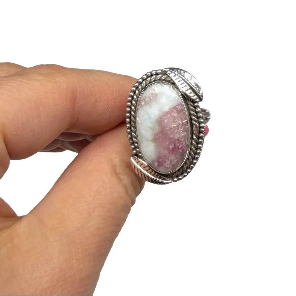 Cinnabar Ring Size 7 Solid 925 Sterling Silver Etched Leaves Oval